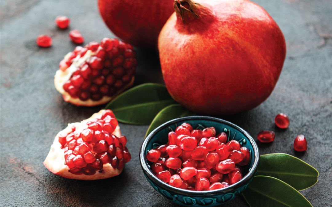 Remove pomegranate seeds without dying your hands